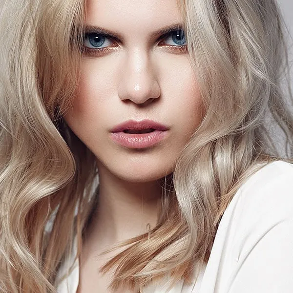 Ayşe K.